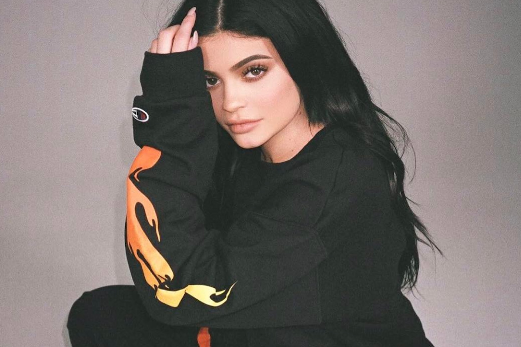 People Think Kylie's Newest Merch Is Ripped Off From Another Streetwear ...