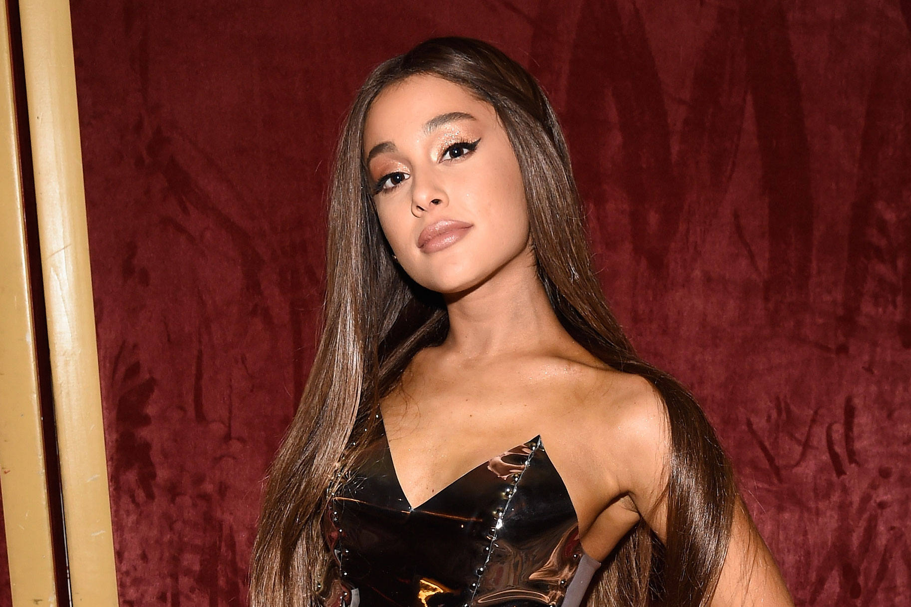 1825px x 1217px - Ariana Grande Facing Copyright Lawsuit Over Instagram Post | Crime News