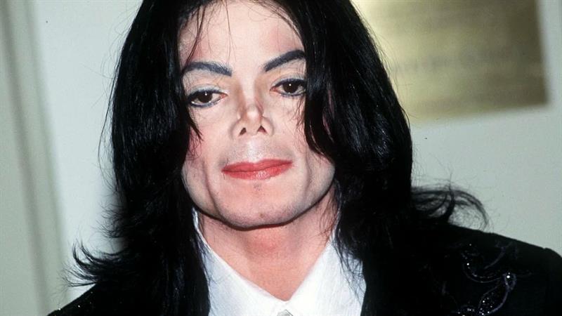Watch Michael Jackson & Anna Nicole Smith: Bad Medicine Videos | Oxygen ...