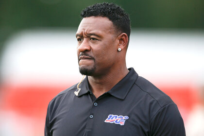 Willie McGinest Jr. watches the Cleveland Browns