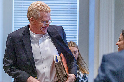 Alex Murdaugh walks in the Colleton County Courthouse