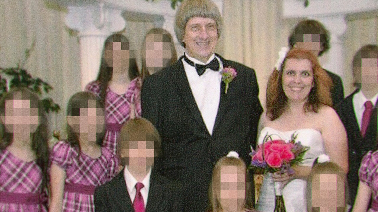 The Turpin 13: Family Secrets Exposed | Oxygen Official Site