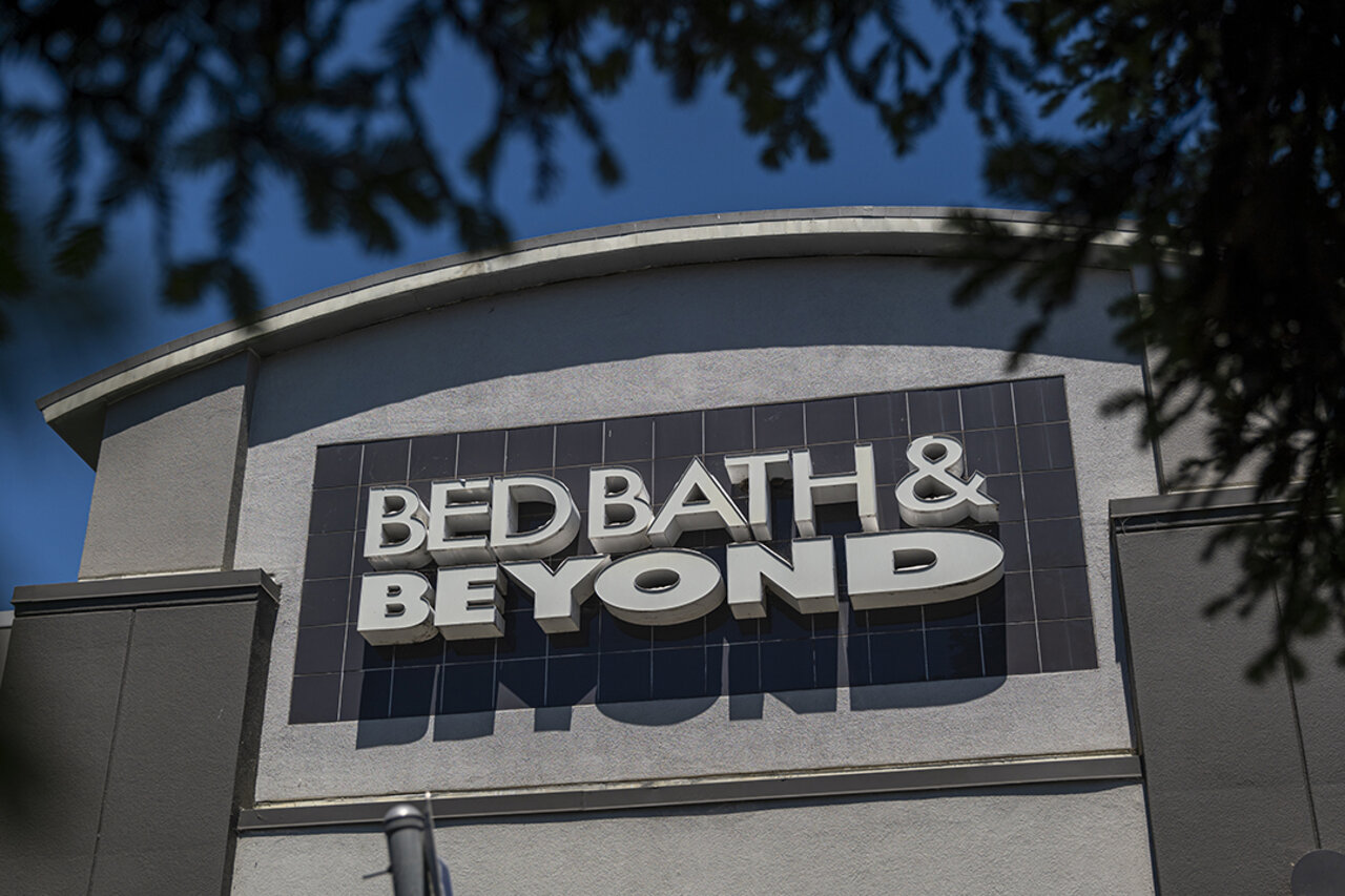 Gustavo Arnal: Bed Bath & Beyond shares plunge on the stock market