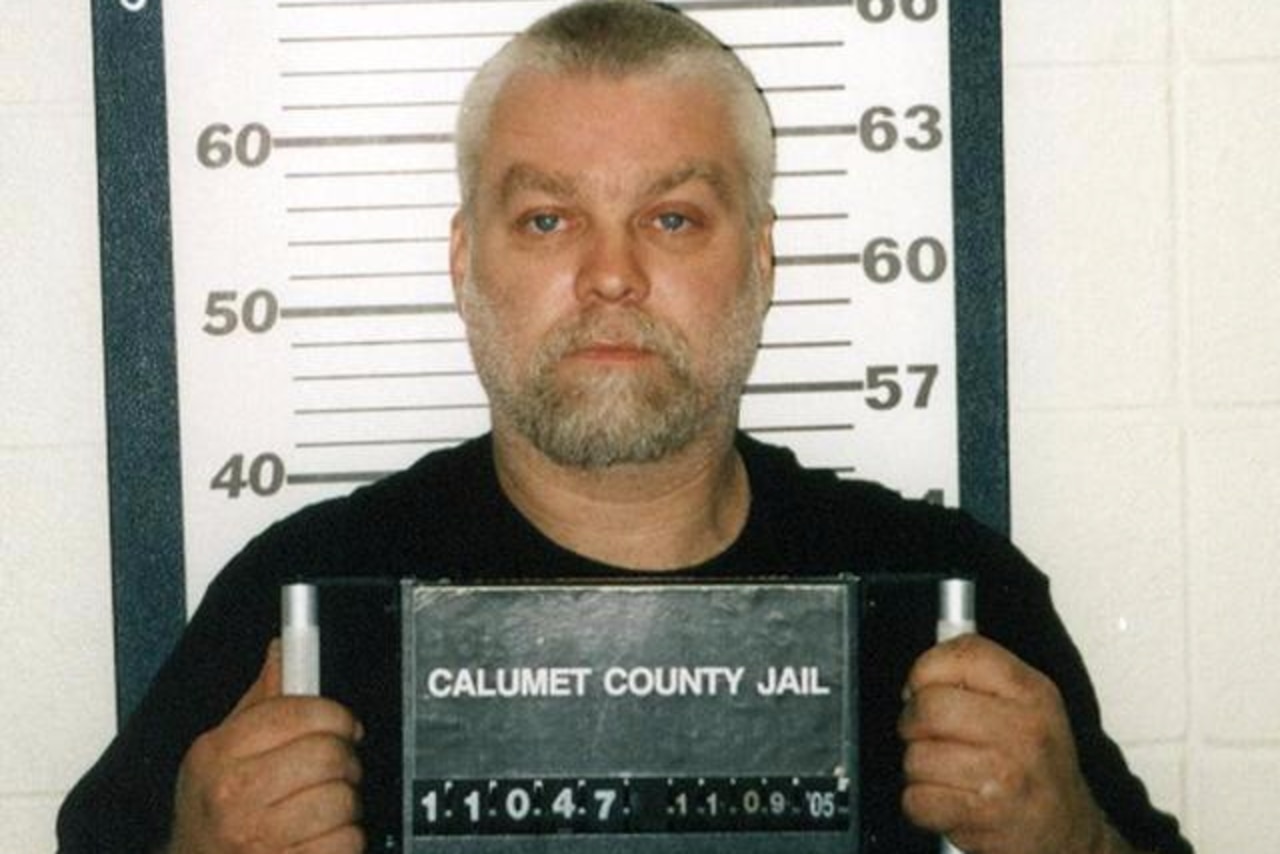 What's Steven Avery's Life in Prison Like Now? - A&E True Crime