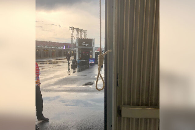 Nascar Releases Photo Of Noose Found In Bubba Wallace Garage Crime News