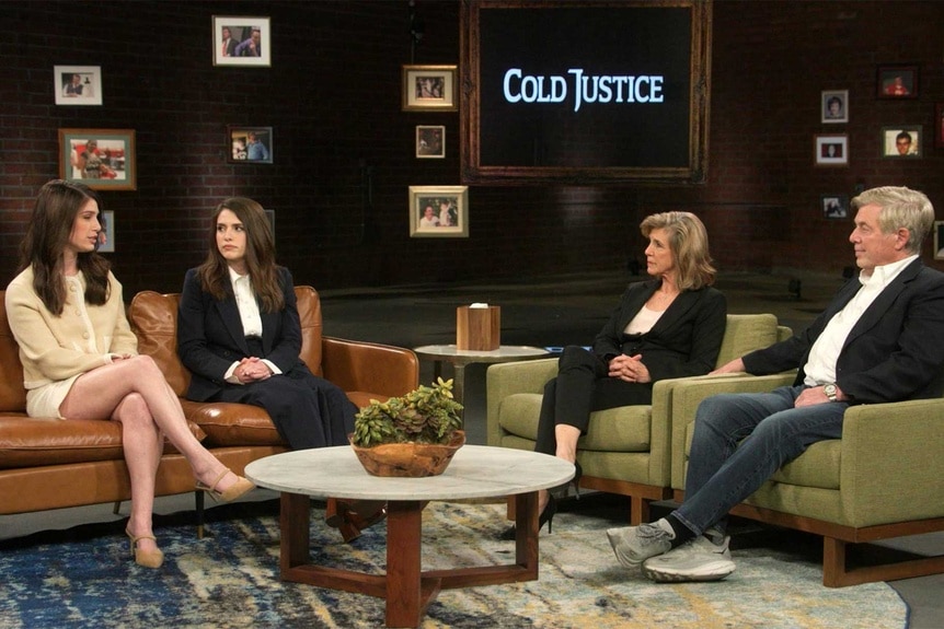 Kelly Siegler sits with her Family on Cold Justice Episode 712