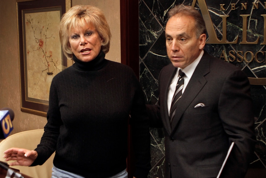 Peggy Hood and attorney Kenneth Allen during a press conference